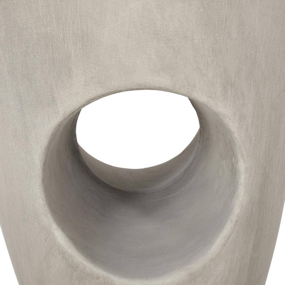 Sirius 14.5 In. X 18.5 In. Concrete round Concrete Outdoor Patio End Table